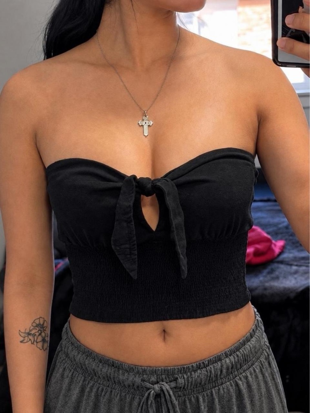 Brandy Melville Black Strapless Tie Front Smocked Tube Top One Size